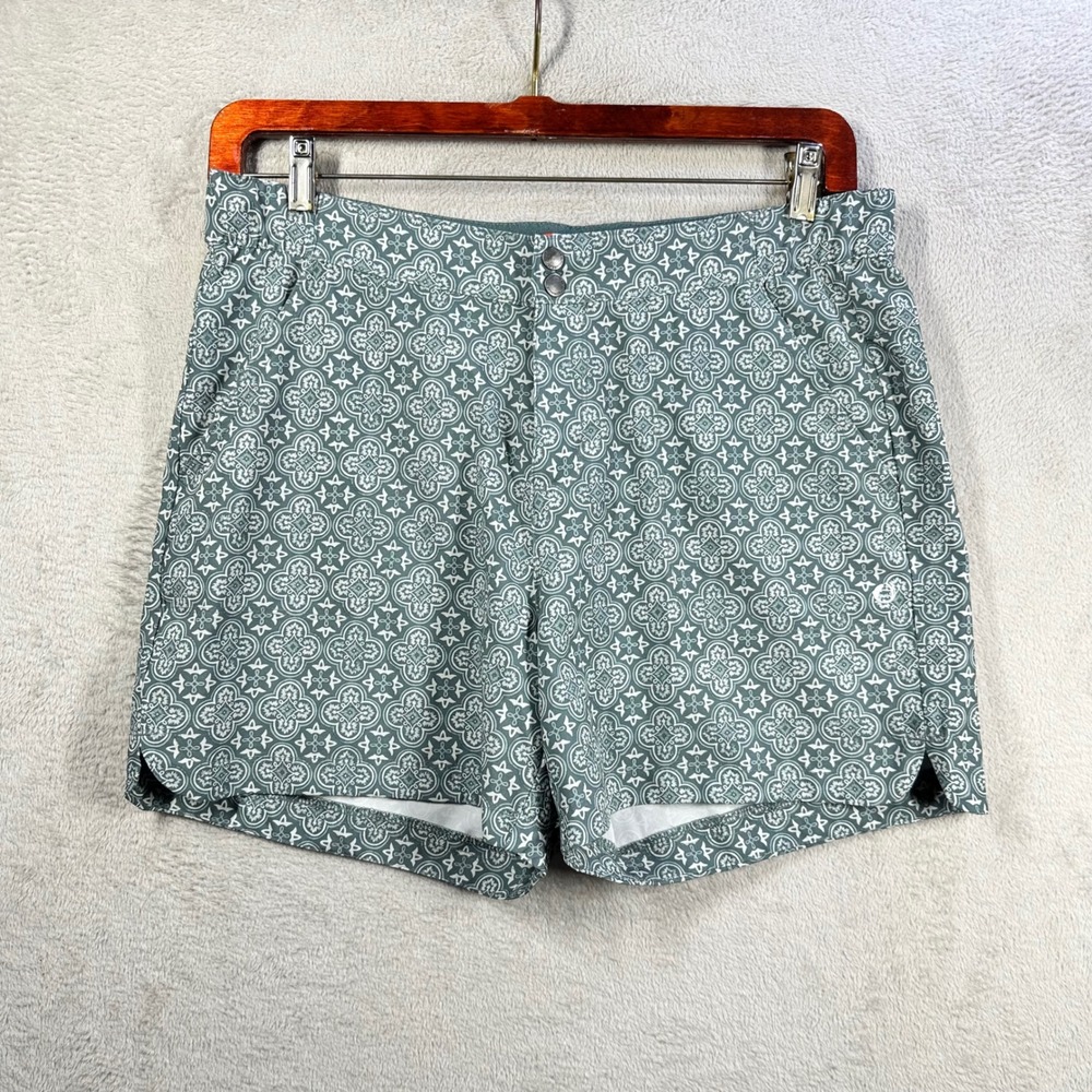 The American Outdoorsman Shorts Women XL Green Medallion Hiking Utility